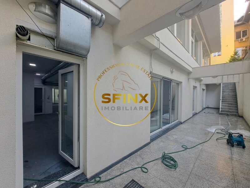 Banu Manta, de inchiriat spatiu comercial.